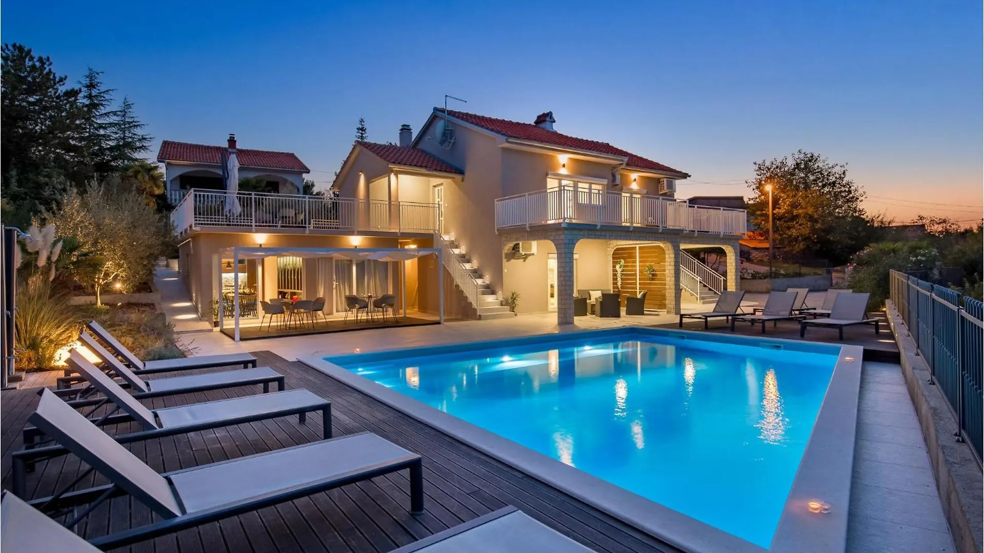Awesome Home In Polje With House Sea View Holiday home