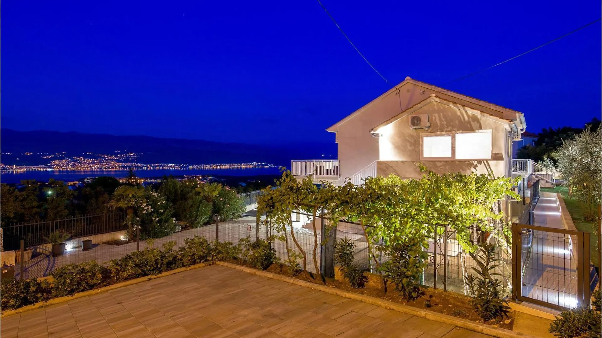 Awesome Home In Polje With House Sea View