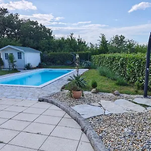 Lente Villa