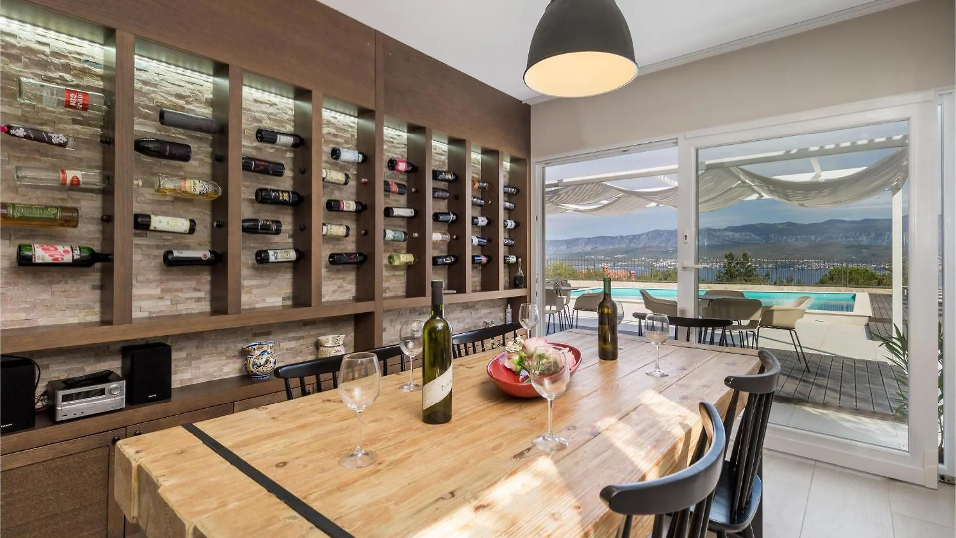 Awesome Home In Polje With House Sea View Tatil Evi