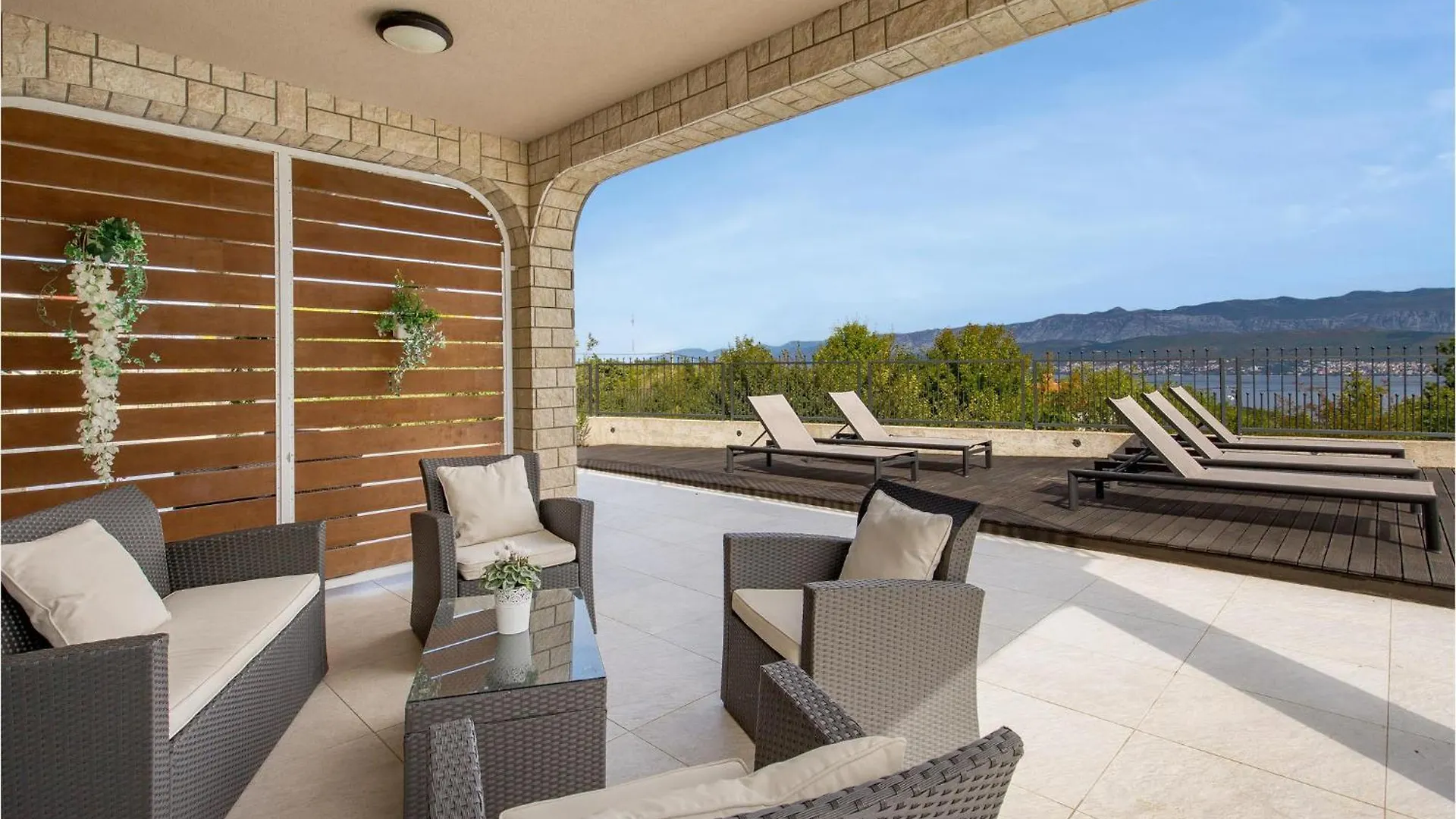 Tatil Evi Awesome Home In Polje With House Sea View Hırvatistan